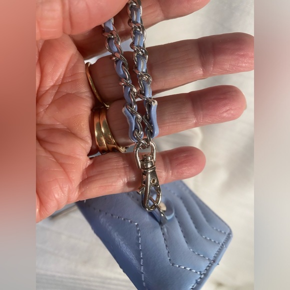 Luxury Mini Bag Keychain, Bag Charm or AirPod Holder - Picture 7 of 8